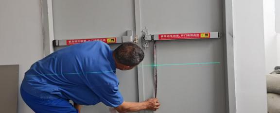 精工安裝鋼質(zhì)防火門(mén)